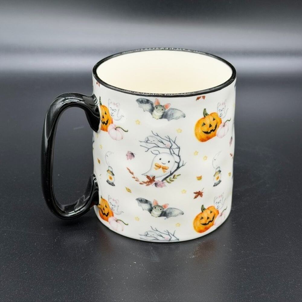 10 Strawberry Street~Halloween Coffee Mug~Pumpkins/Ghosts/Bats~12 oz.